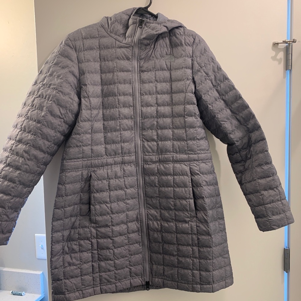 North face long zip up coat